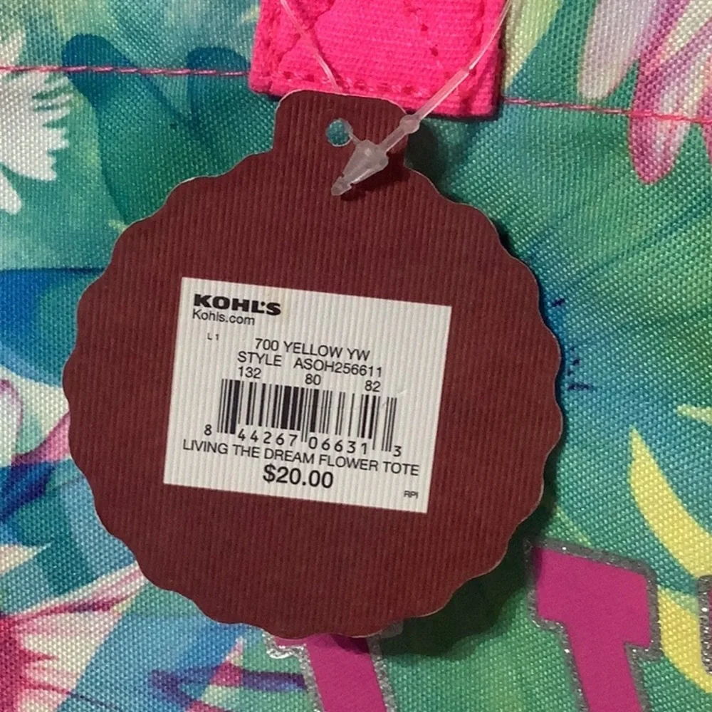 SO NEW - Living the Dream flower TOTE w/ inside pouch
